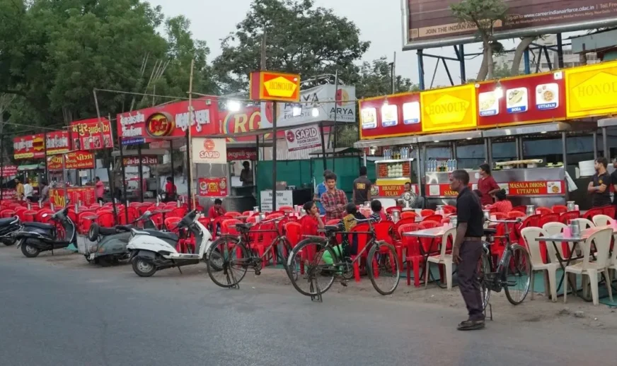 hl college street food