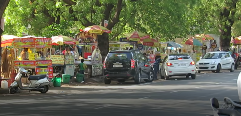 Top 10 street food places in Ahmedabad.