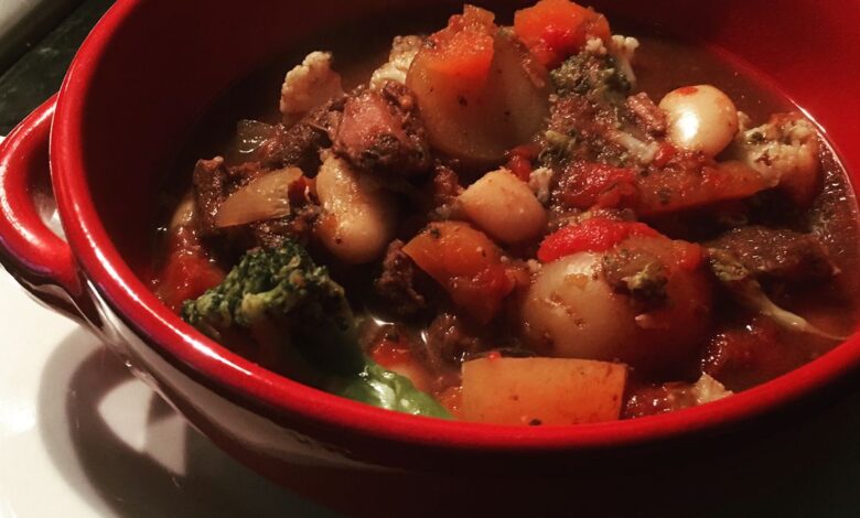 Grammys hearty Greek beef broth