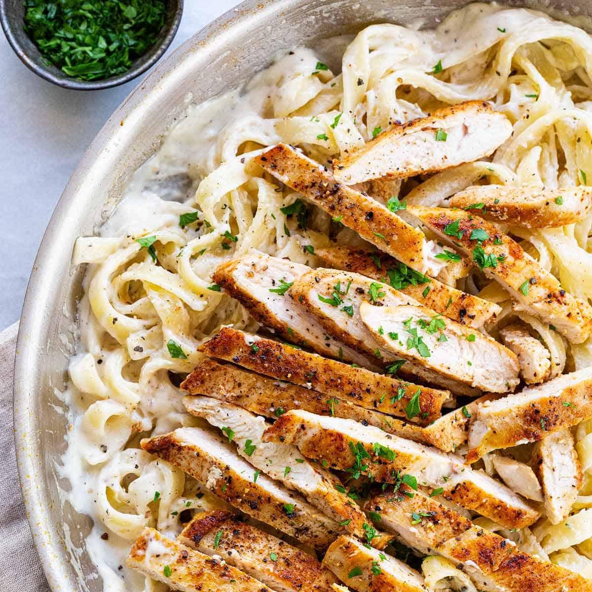 Creamy Chicken Alfredo Recipe: A Taste of Comfort and Luxury